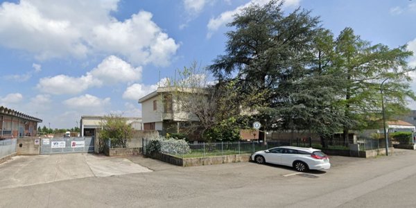 capannone in vendita ad Ozzano dell'Emilia