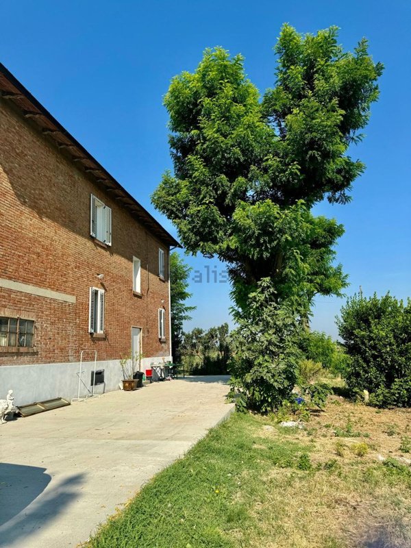 casa indipendente in vendita ad Ozzano dell'Emilia