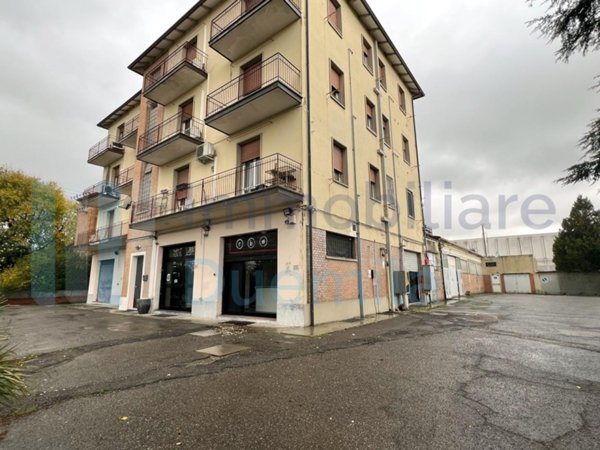 pentavano in vendita ad Ozzano dell'Emilia