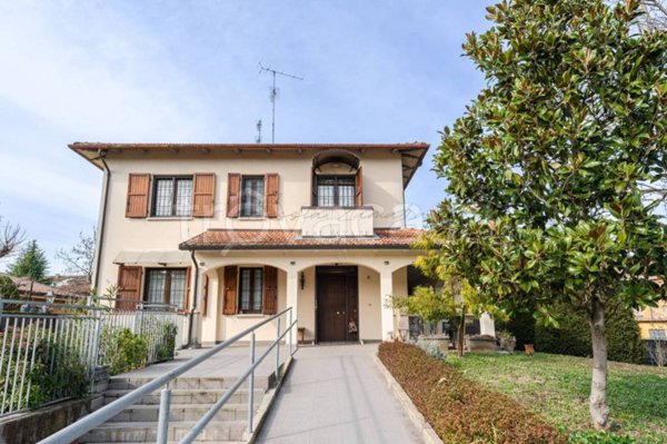 casa indipendente in vendita ad Ozzano dell'Emilia