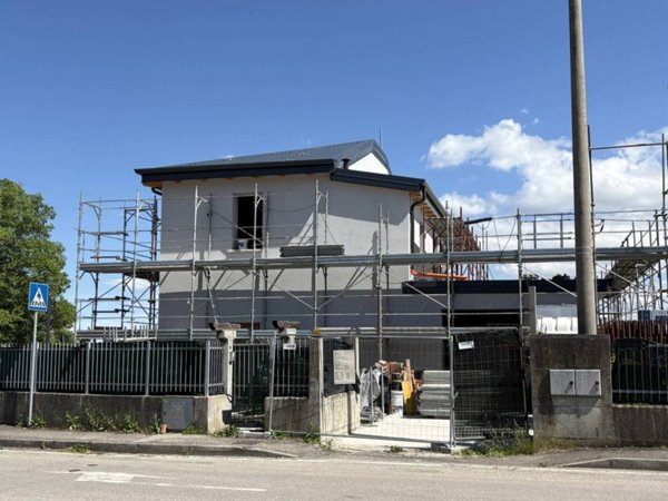 casa indipendente in vendita ad Ozzano dell'Emilia