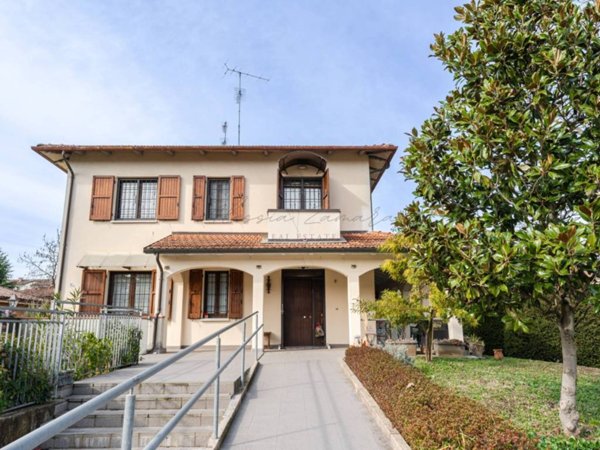 casa indipendente in vendita ad Ozzano dell'Emilia