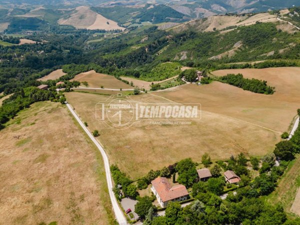 ufficio in vendita ad Ozzano dell'Emilia in zona Tolara