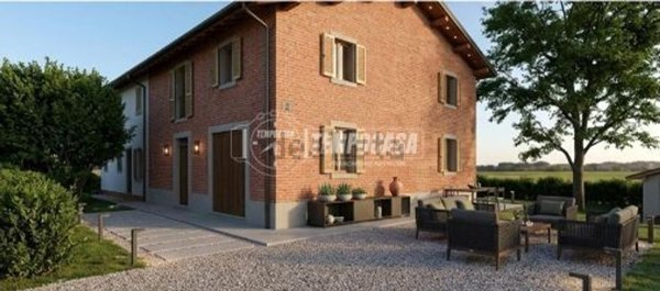 pentavano in vendita ad Ozzano dell'Emilia in zona Tolara