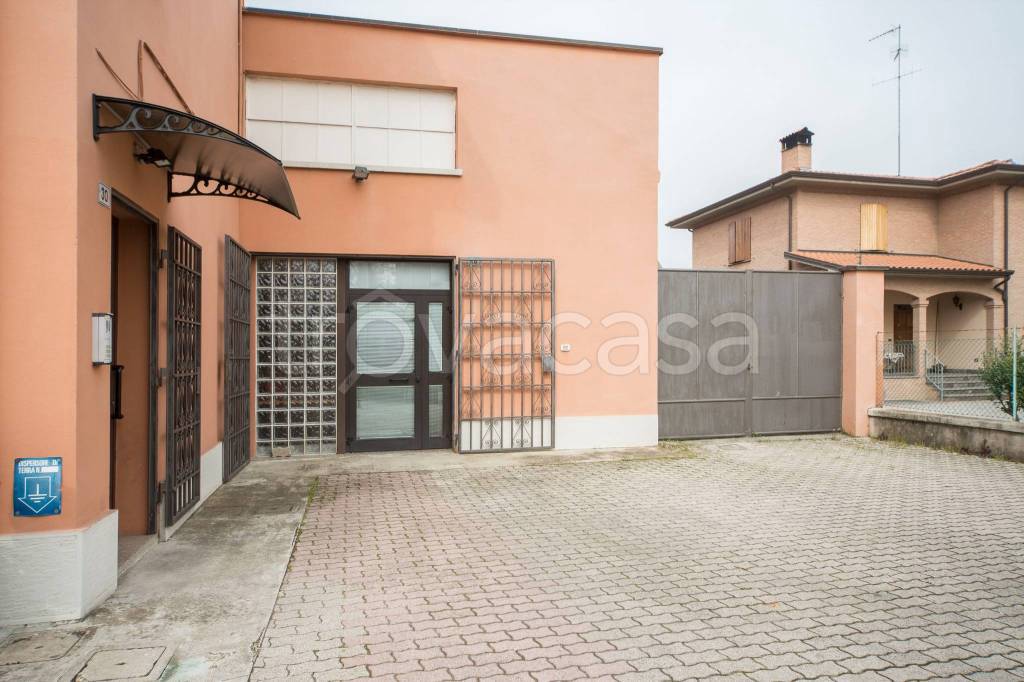 ufficio in vendita ad Ozzano dell'Emilia