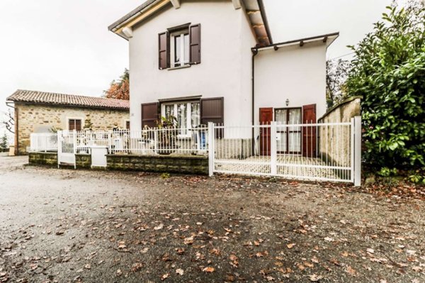 villa in vendita a Pianoro in zona Tazzola