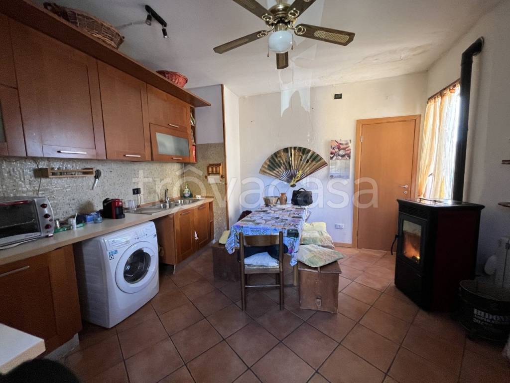appartamento in vendita a Pianoro in zona Zena