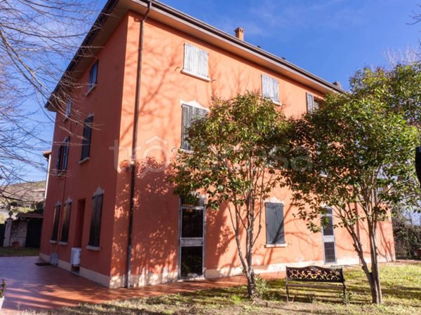 casa indipendente in vendita a Pianoro