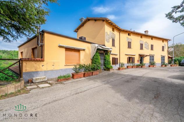 esavano in vendita a Pianoro in zona Monte delle Formiche