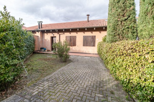 casa indipendente in vendita a Pianoro in zona Montecalvo