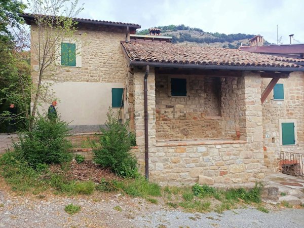 quadrivano in vendita a Pianoro