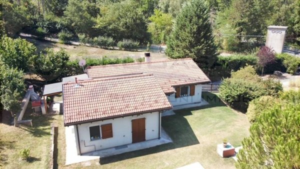 casa indipendente in vendita a Pianoro in zona Zena
