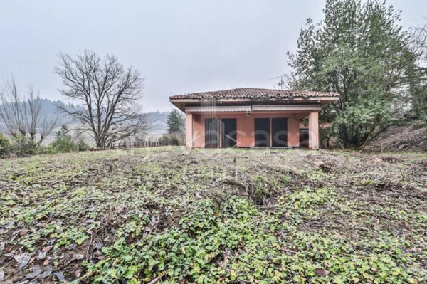 casa indipendente in vendita a Pianoro