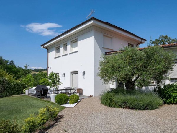 casa indipendente in vendita a Pianoro