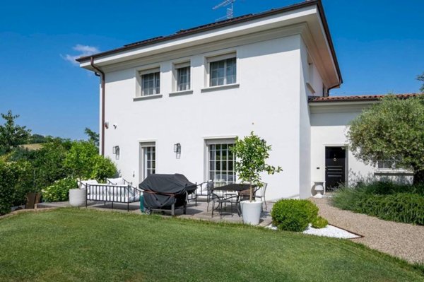 casa indipendente in vendita a Pianoro
