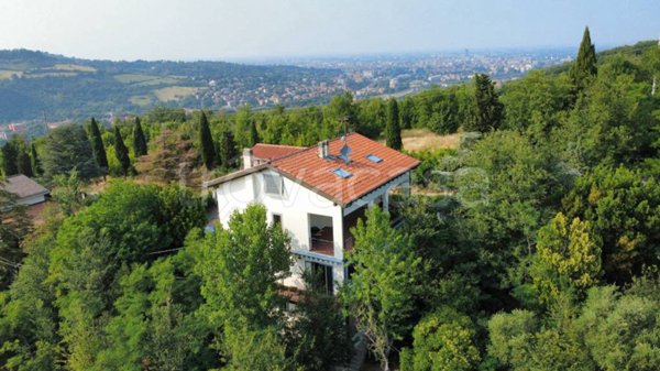 casa indipendente in vendita a Pianoro