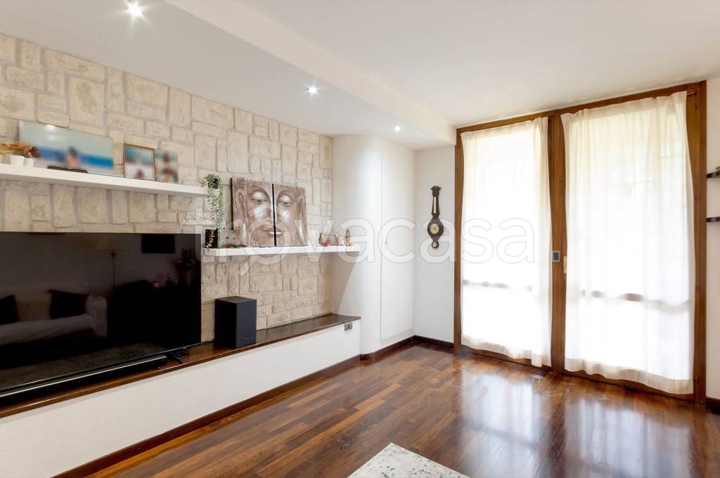 casa indipendente in vendita a Pianoro in zona Botteghino di Zocca
