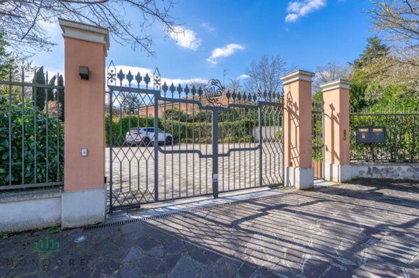 casa indipendente in vendita a Pianoro