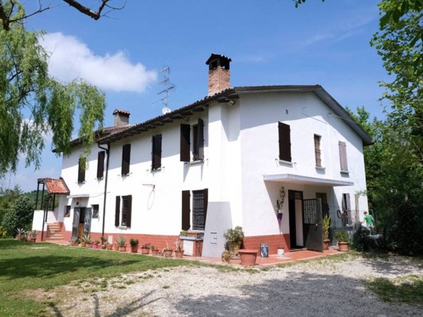 casa indipendente in vendita a Pianoro in zona Botteghino di Zocca