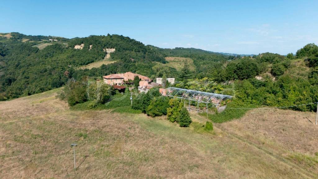 casa indipendente in vendita a Pianoro