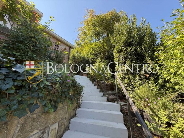 casa indipendente in vendita a Pianoro