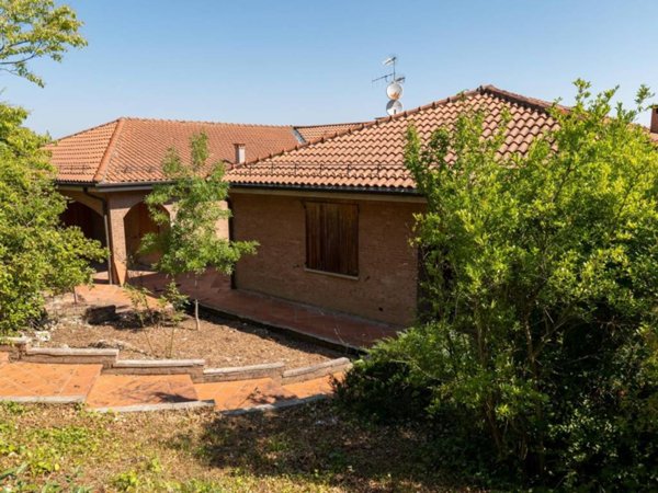 casa indipendente in vendita a Pianoro