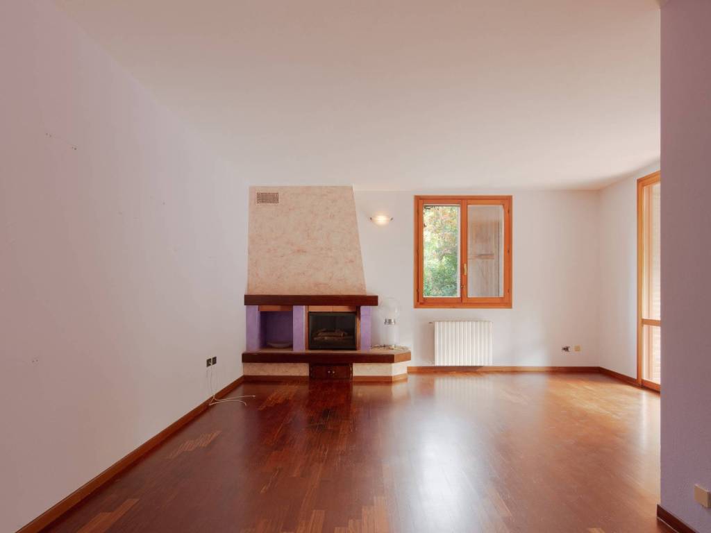 casa indipendente in vendita a Pianoro