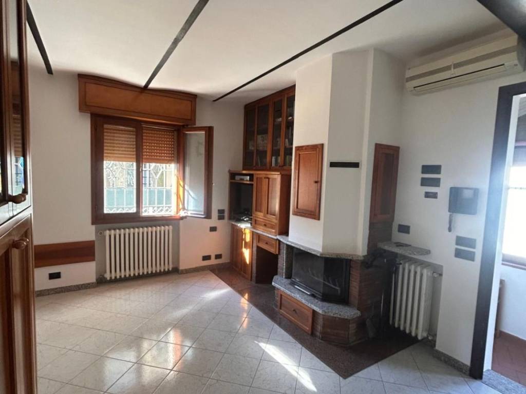 casa indipendente in vendita a Pianoro