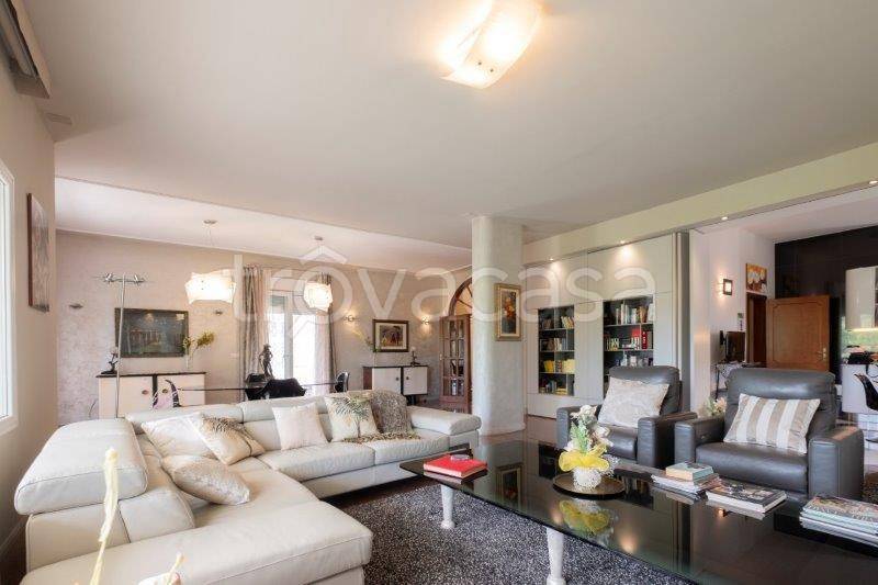 casa indipendente in vendita a Pianoro