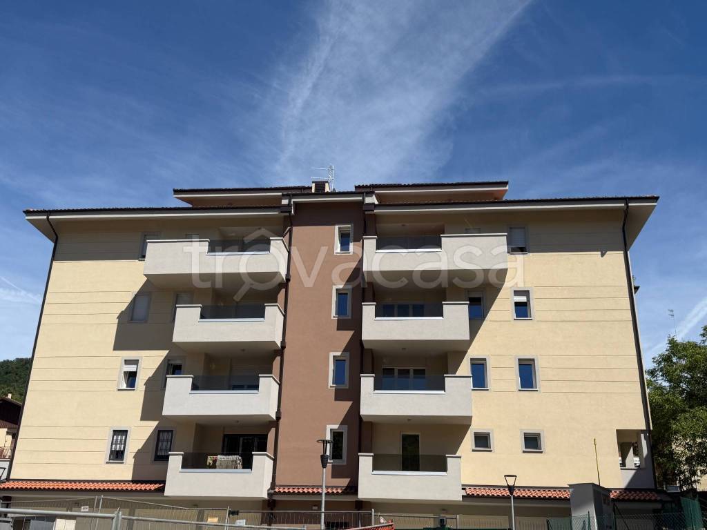 appartamento in vendita a Pianoro in zona Guzzano