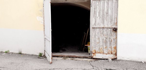 locale di sgombero in vendita a Pianoro