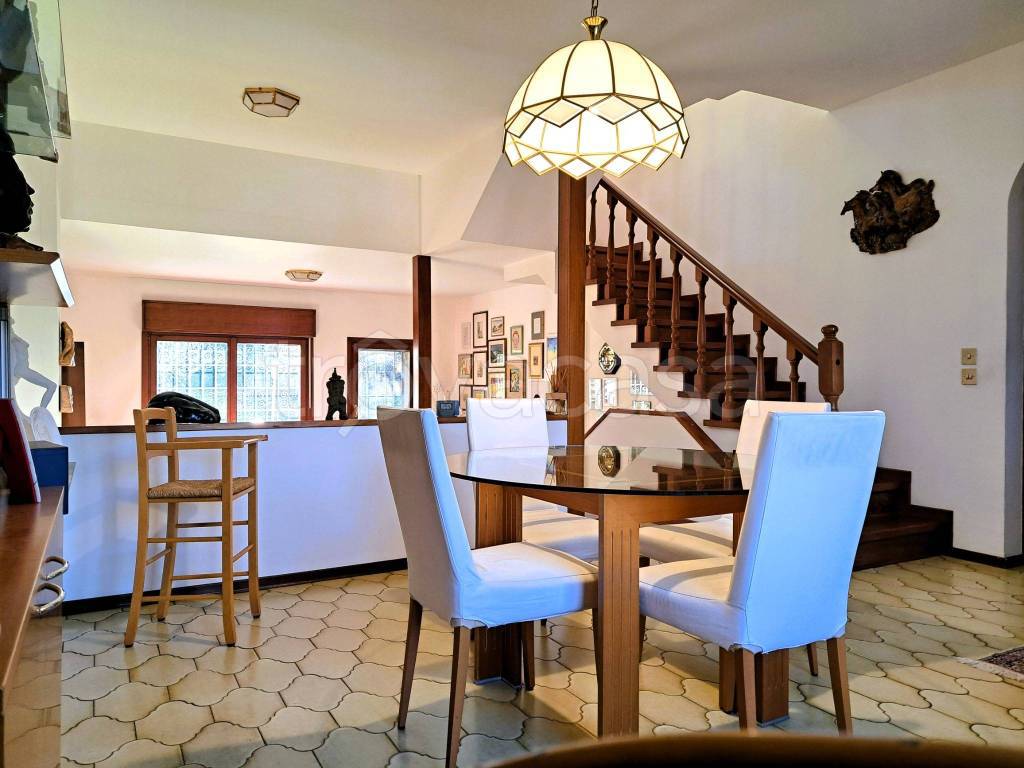 casa indipendente in vendita a Pianoro