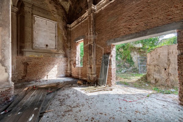 esavano in vendita a Pianoro