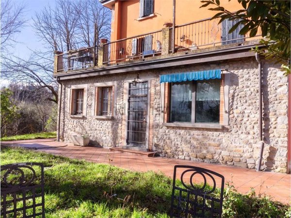 casa indipendente in vendita a Pianoro in zona Zula