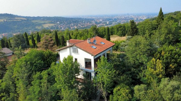 casa indipendente in vendita a Pianoro