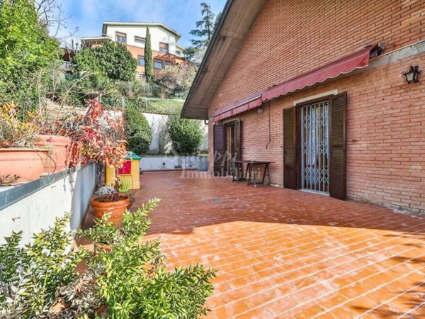 casa indipendente in vendita a Pianoro