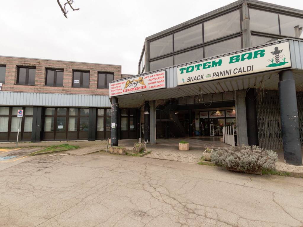 negozio in vendita a Pianoro