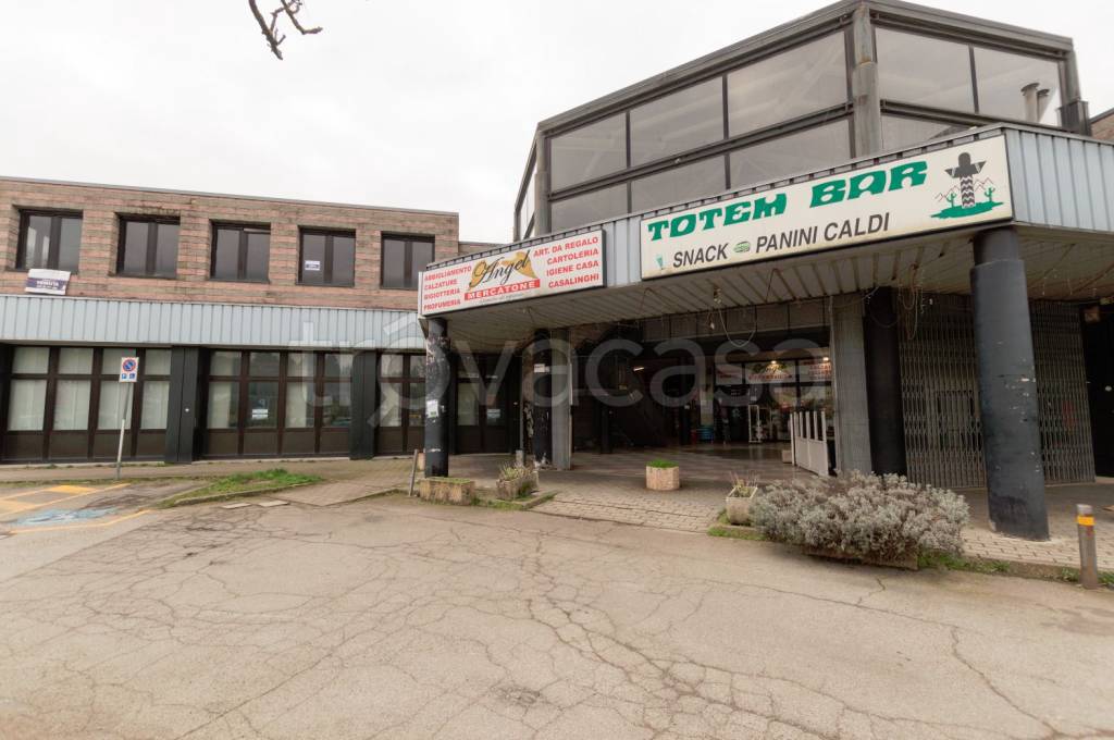 negozio in vendita a Pianoro