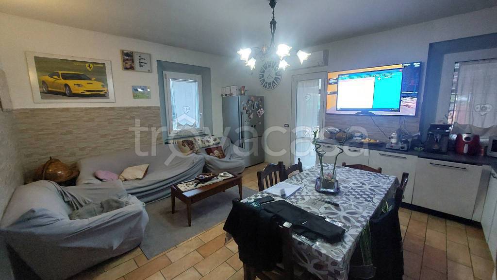 appartamento in vendita a Pianoro in zona Livergnano