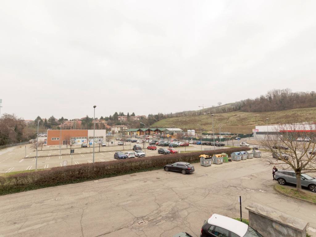 negozio in vendita a Pianoro