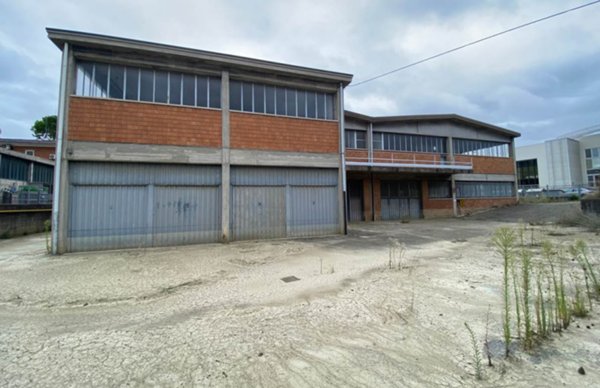 capannone in vendita a Pianoro