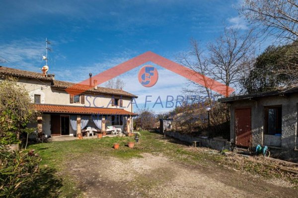 casa indipendente in vendita a Pianoro