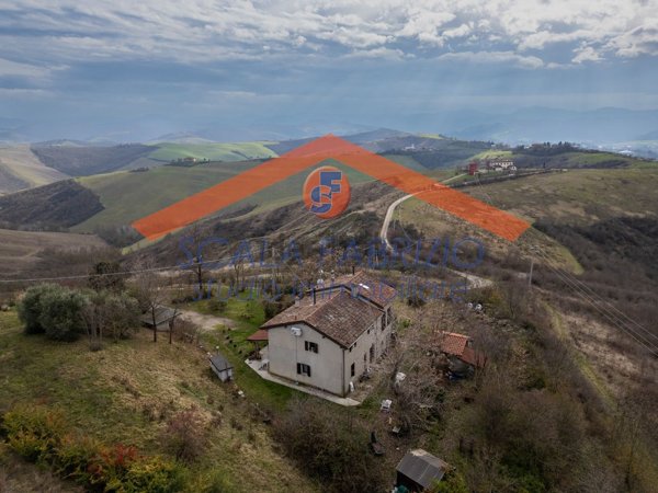 casa indipendente in vendita a Pianoro