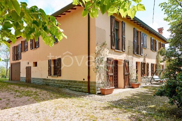 casa indipendente in vendita a Pianoro in zona Pian di Macina