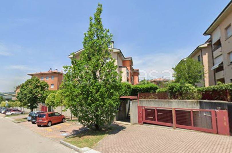locale di sgombero in vendita a Pianoro