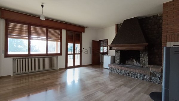 appartamento in vendita a Pianoro in zona Pian di Macina