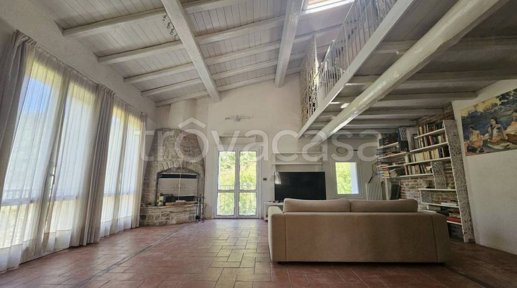 casa indipendente in vendita a Pianoro in zona Zena