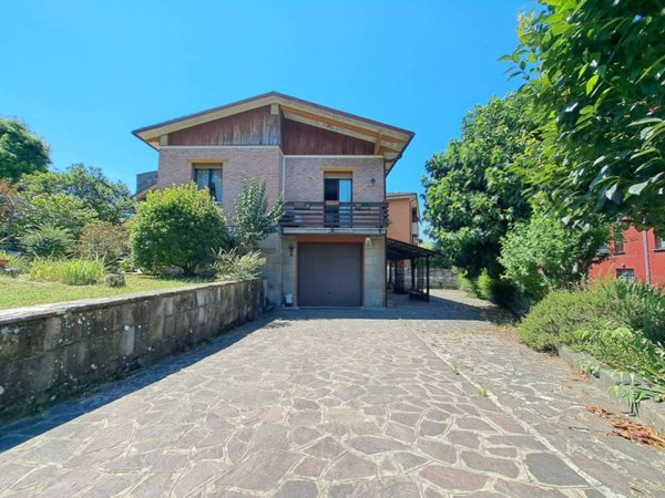 casa indipendente in vendita a Pianoro in zona Pian di Macina