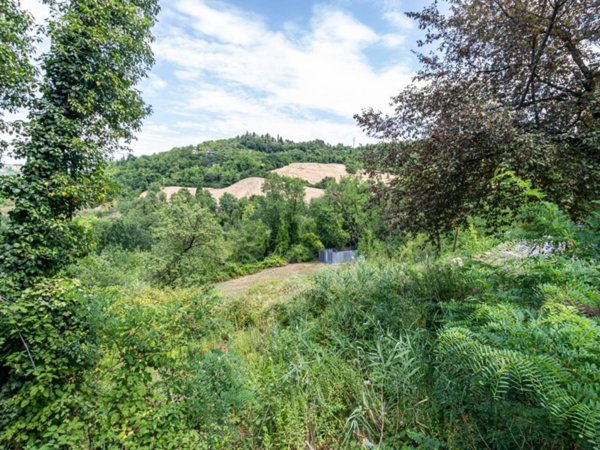 locale di sgombero in vendita a Pianoro in zona Montecalvo