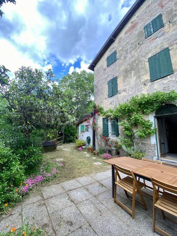 casa indipendente in vendita a Pianoro
